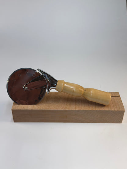 Bradford Pear Pizza Cutter — side view