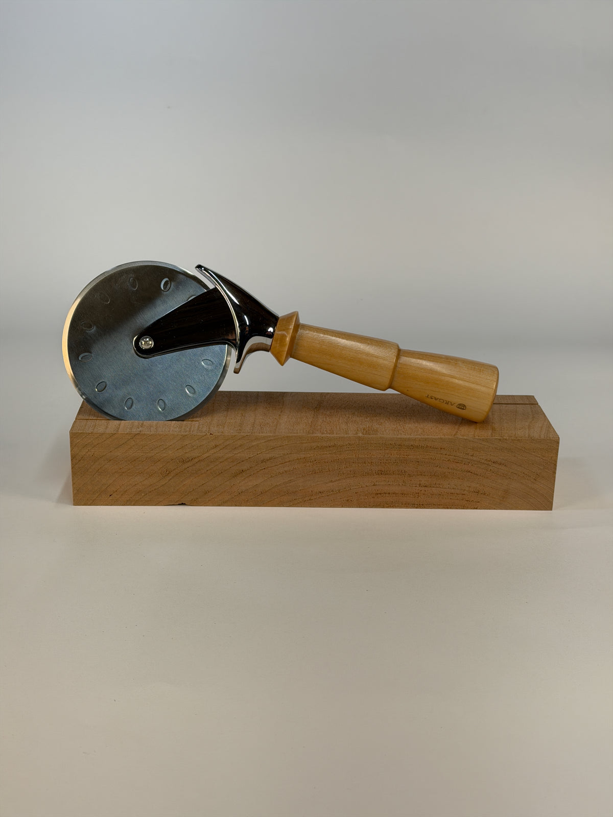 Maple Pizza Cutter I – 10.25" — side view